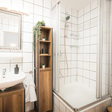 Forest - Teutoburger Wald Wlan Zentral Ruhig Parkplatz Anbindung Bielefeld Apartment